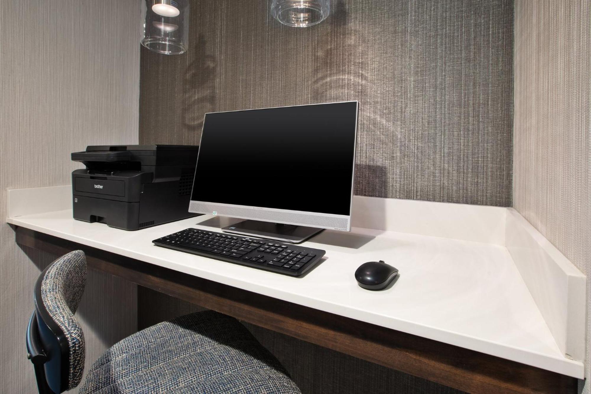 Holiday Inn Express & Suites I-26 & Us 29 At Westgate Mall By Ihg Spartanburg Esterno foto
