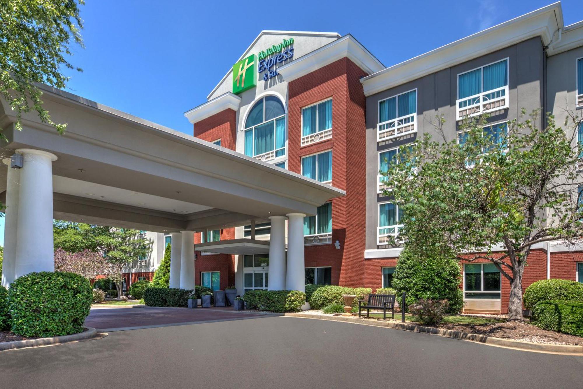 Holiday Inn Express & Suites I-26 & Us 29 At Westgate Mall By Ihg Spartanburg Esterno foto