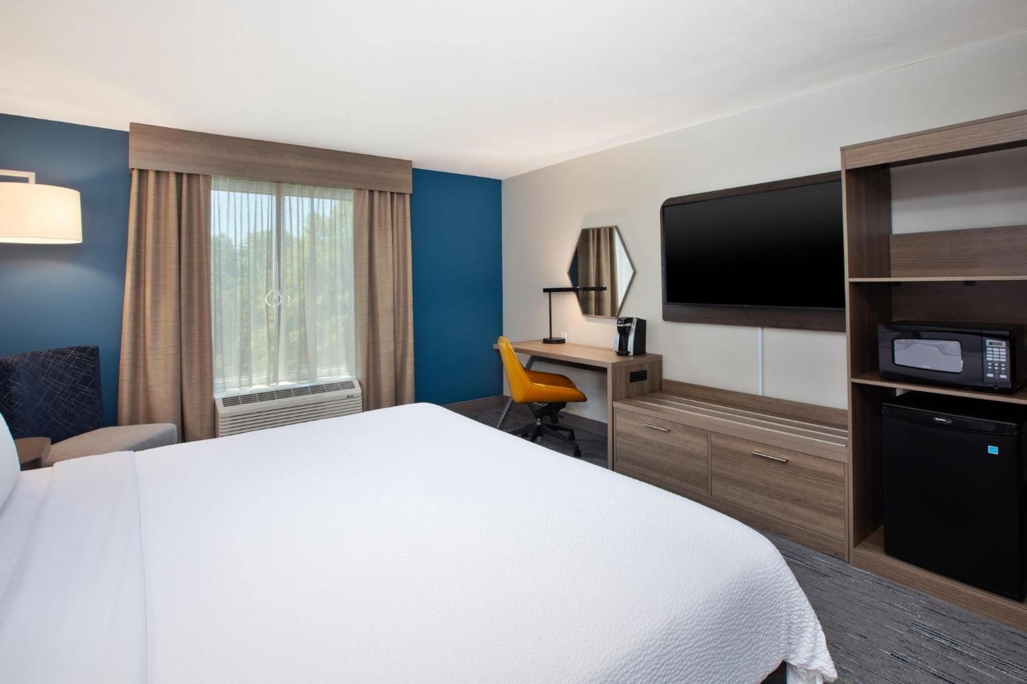 Holiday Inn Express & Suites I-26 & Us 29 At Westgate Mall By Ihg Spartanburg Esterno foto