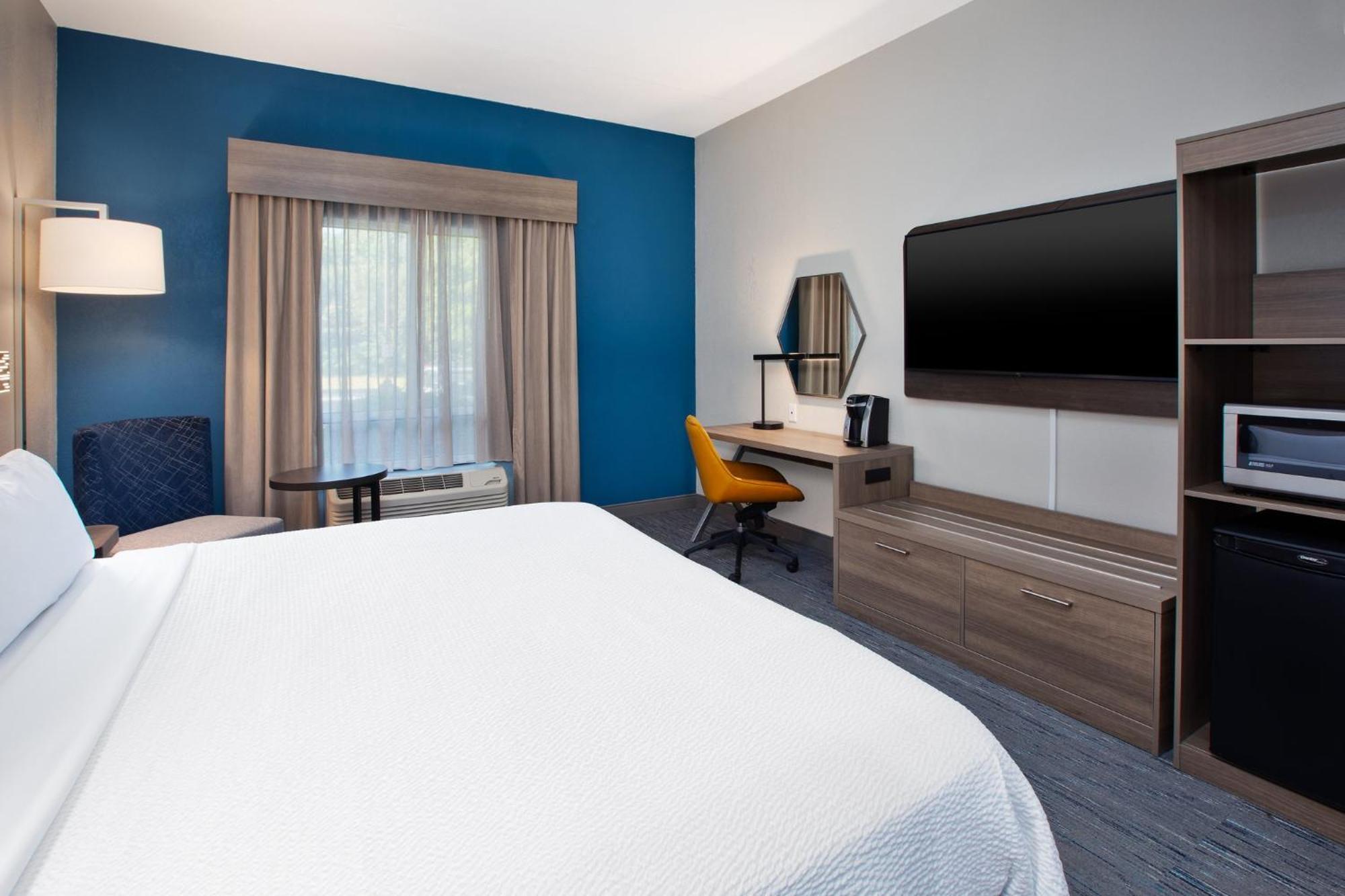 Holiday Inn Express & Suites I-26 & Us 29 At Westgate Mall By Ihg Spartanburg Esterno foto
